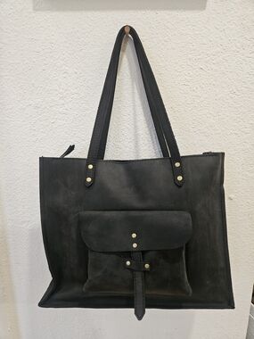 Everyday Black Leather Tote with Front Pocket